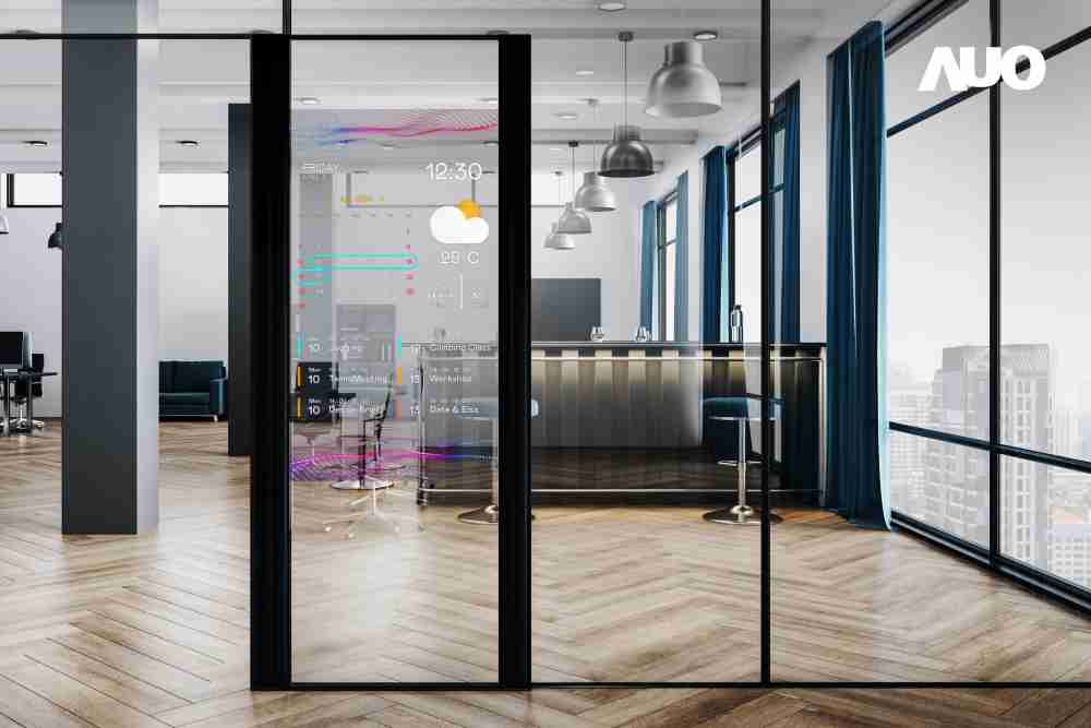 尊龙集团致力于研发低能耗之绿色产品，，，，如低能耗发光组件Micro LED显示技术，，，具高透明、、、可无限拼接的特性，，可依需求调整并延伸应用于不同场域，，，包括汽车侧窗或家庭玄关、、、智慧橱窗、、商业展示等