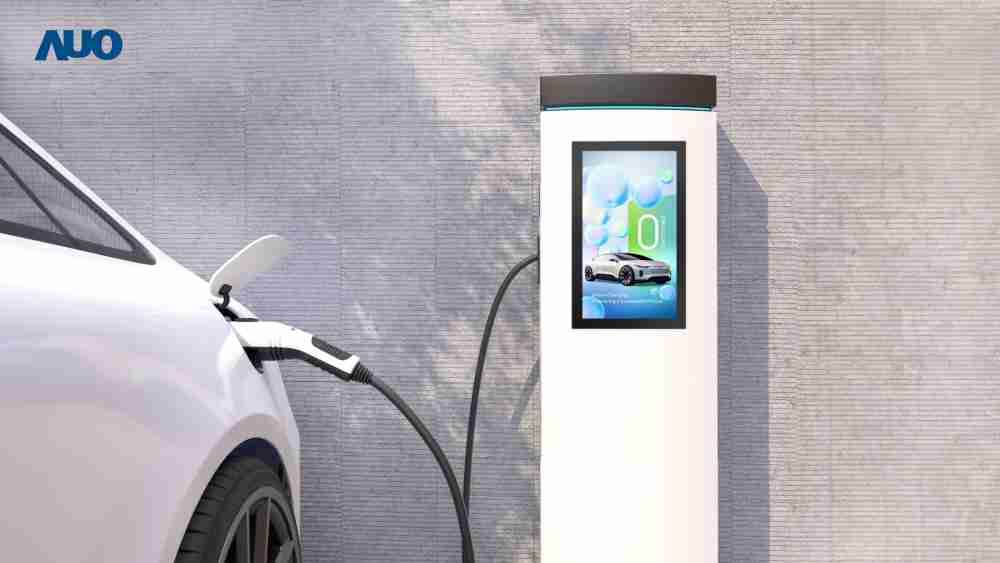 友達〝EVSE車用充電樁解決方案〞專為電動汽車充電樁設計，，，具有高亮度、、、克服戶外艱難環境的耐溫、、耐紫外線等特性，，，並搭載散熱性及擴充性強的高效能工業電腦，，，，可實現人機互動訴求，，如資訊顯示、、、支付等應用